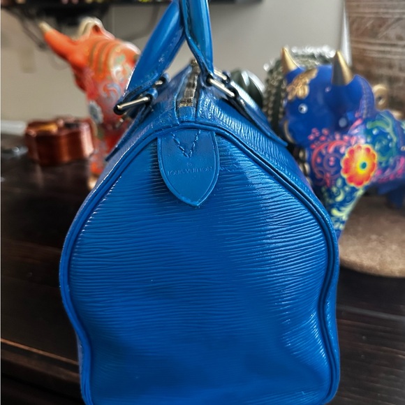 Authentic LV Blue Epi Leather Speedy 25 with padlock - Picture 6 of 8